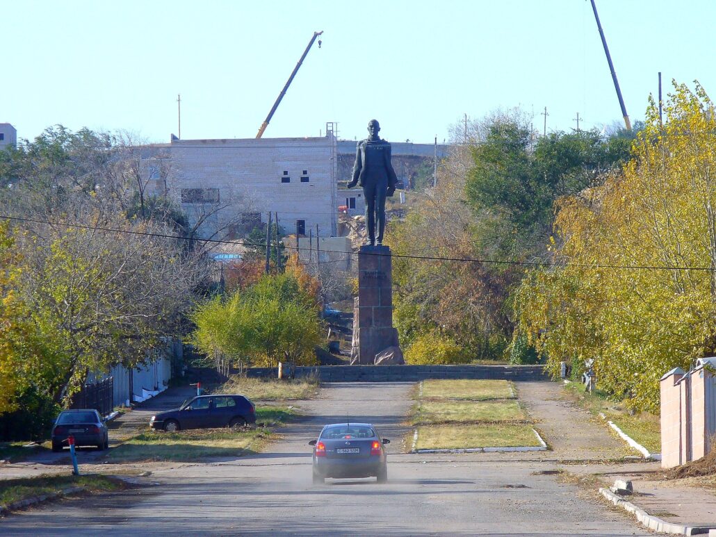Памятник В. Куйбышеву. Последний кадр перед сносом. Фото Вениамин Соловьёв.